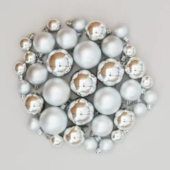 36 Kleine Kunststof Kerstballen Zilver In Koker