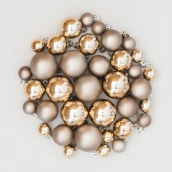 36 Kleine Kunststof Kerstballen Taupe In Koker