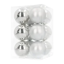 12 Kunststof Kerstballen Zilver 7 Cm