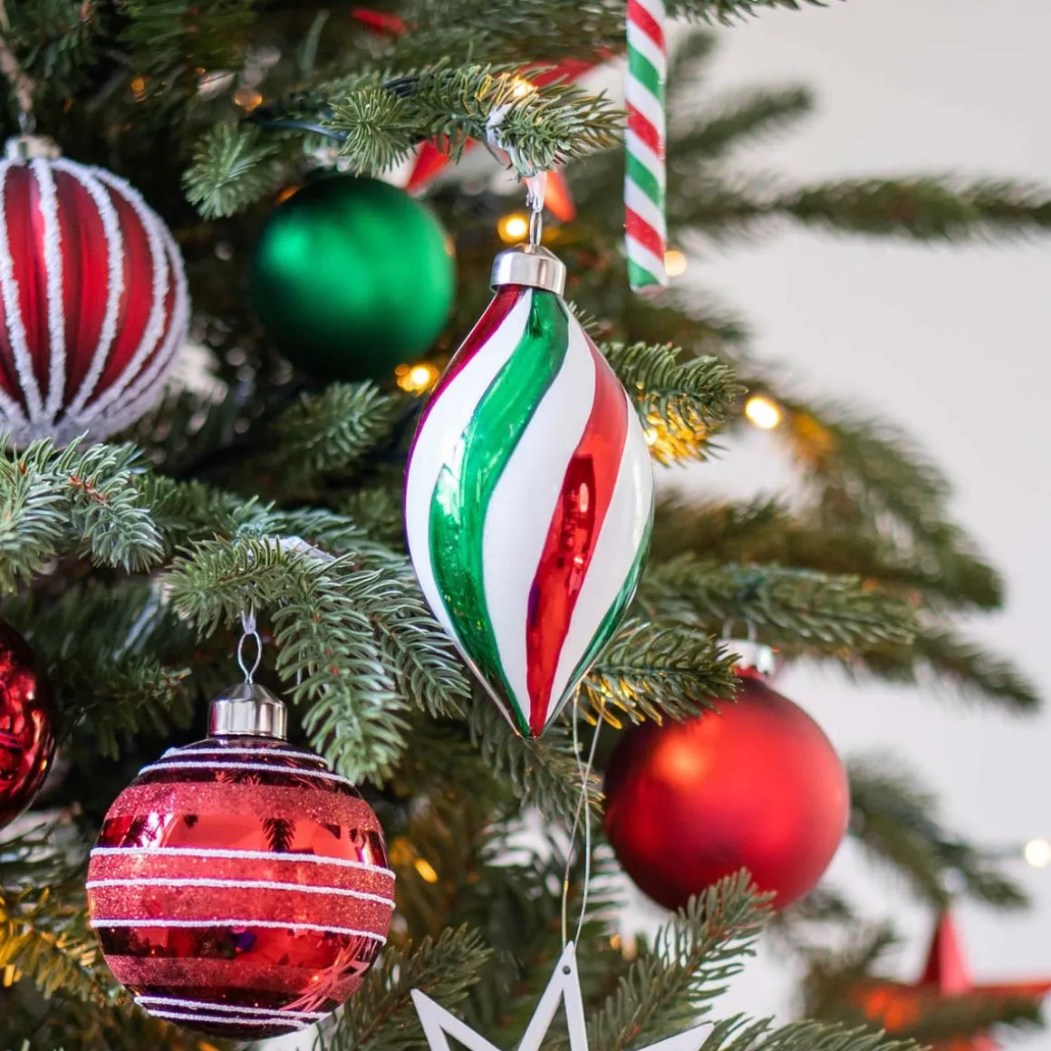 Glazen Pegel | Rood-groen | 14 Cm