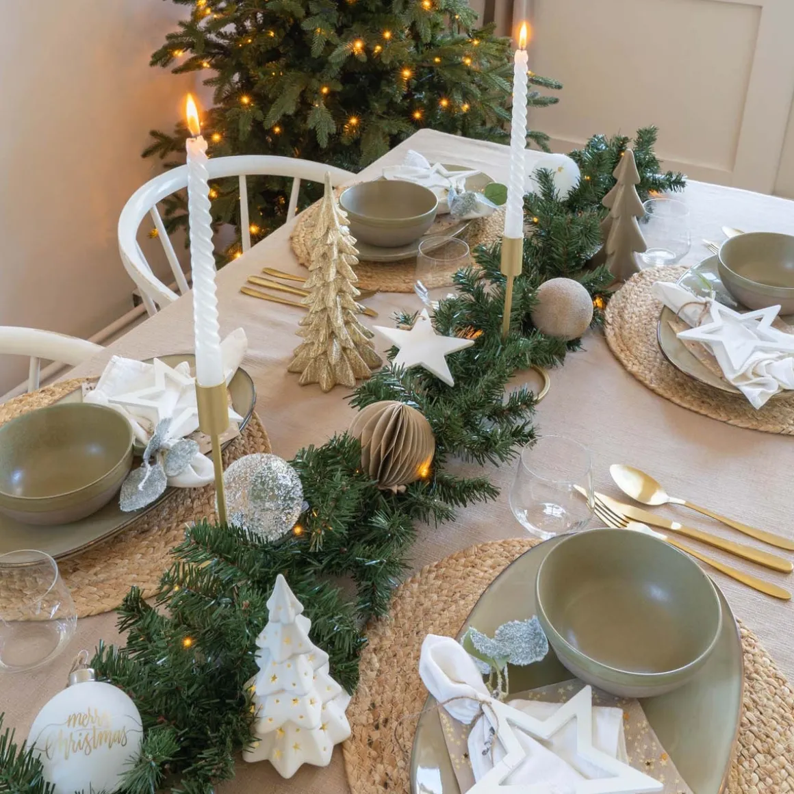 Kerstboom Porselein 17 Cm Wit LED