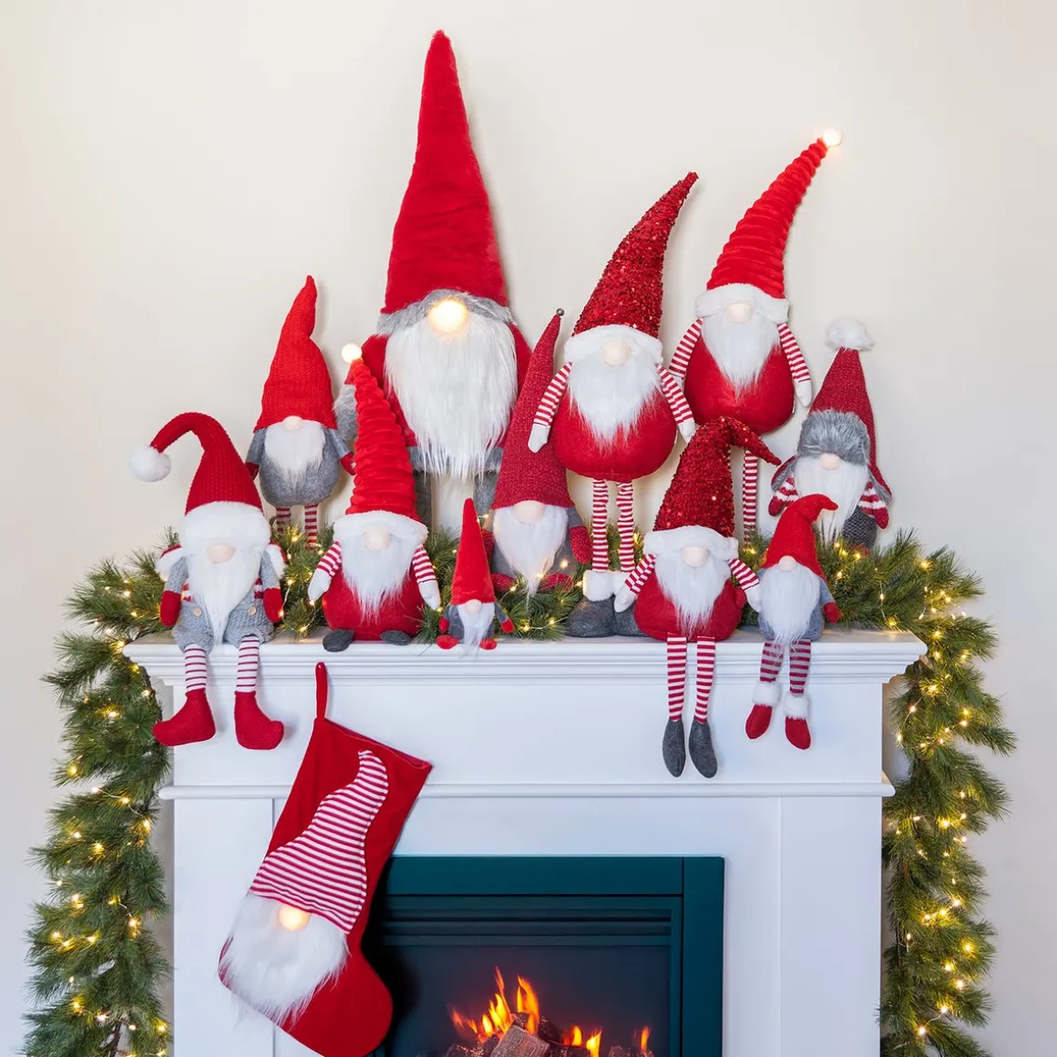 Kerstgnoom Met Bungelende Benen