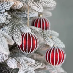 Kunstkerstboom 'Djill Snowy Pine' | 215 Cm | 340 LEDs | Warm Wit