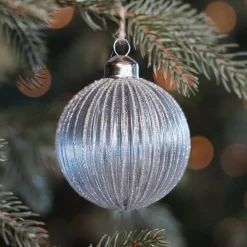 Lavendel Kerstbal Met Glitterstrepen