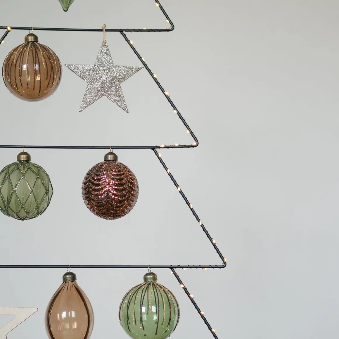 Lichtbruine Kerstbal Met Glitterlijnen