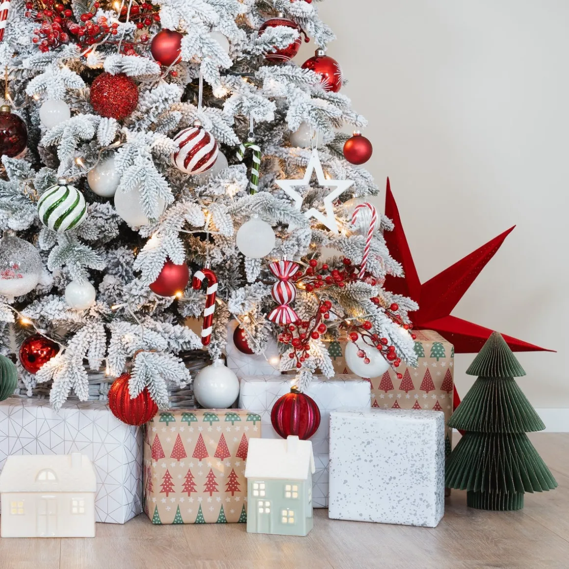 Lichtgroen Porseleinen Kersthuisje Met LED-licht