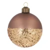 Taupe Kerstbal Met Sprankelende Glitterdip
