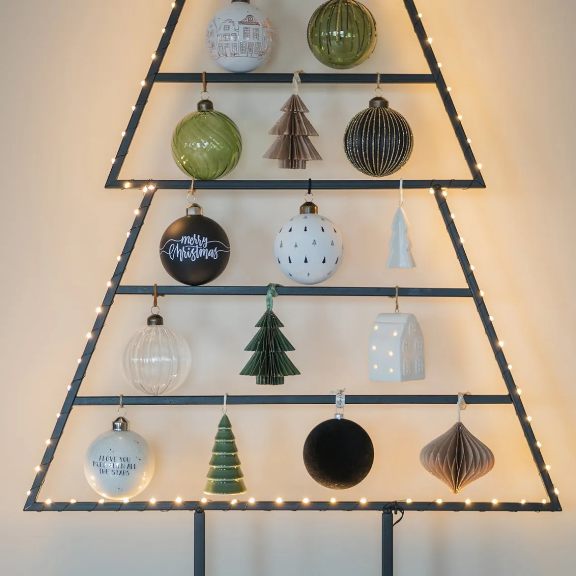 Transparante Kerstbal Met Lijnen