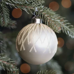 Witte Kerstbal Met Dauwdruppel Strepen