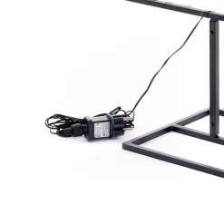 Zwarte Metalen Kerstboom Met LED-verlichting